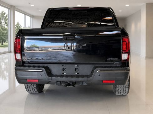 Used 2017 Honda Ridgeline Black Edition image 4