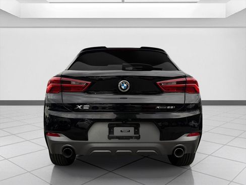 Used 2018 BMW X2 xDrive28i w/ M SportX Package AWD/4WD image 8