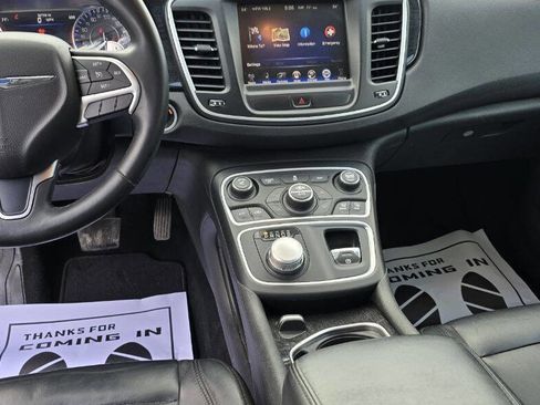 Used 2015 Chrysler 200 C w/ Navigation & Sound Group I image 17