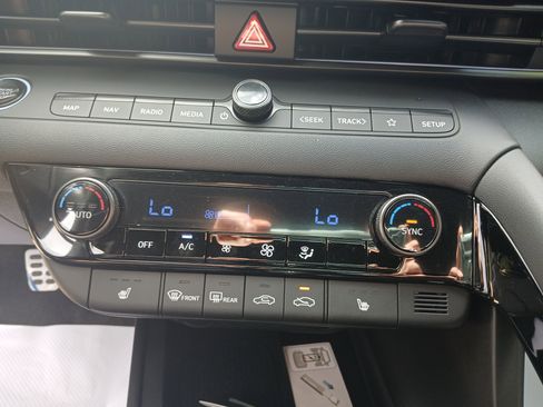 New 2025 Hyundai Elantra N image 24