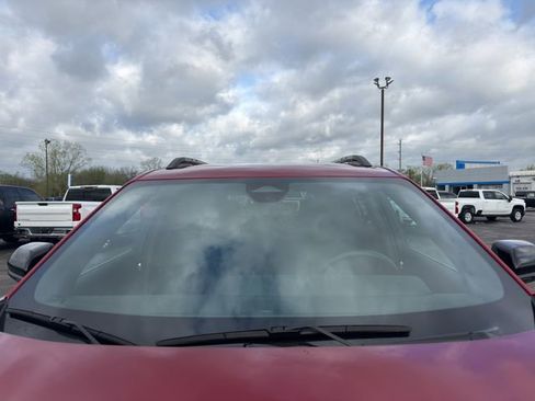 Used 2026 GMC Terrain AT4 w/ Technology Package II AWD/4WD image 25