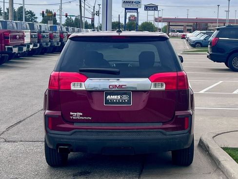 Used 2016 GMC Terrain SLE FWD image 5