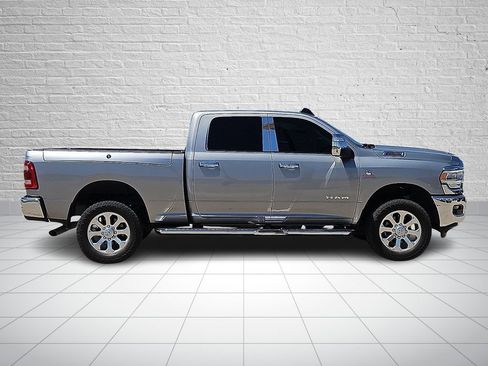 Used 2023 RAM 2500 Laramie AWD/4WD image 5