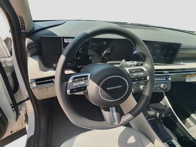 New 2026 Hyundai Tucson SE FWD image 11