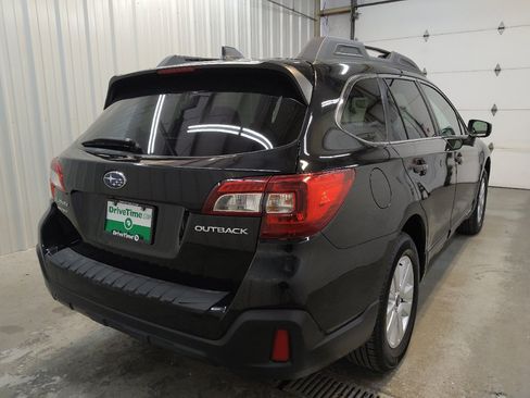 Used 2019 Subaru Outback 2.5i Premium AWD/4WD image 9