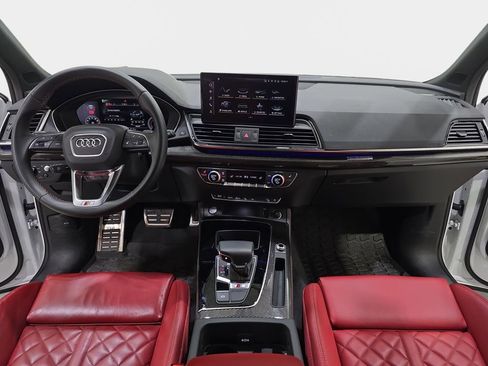 Used 2023 Audi SQ5 Prestige w/ Prestige Package AWD/4WD image 10