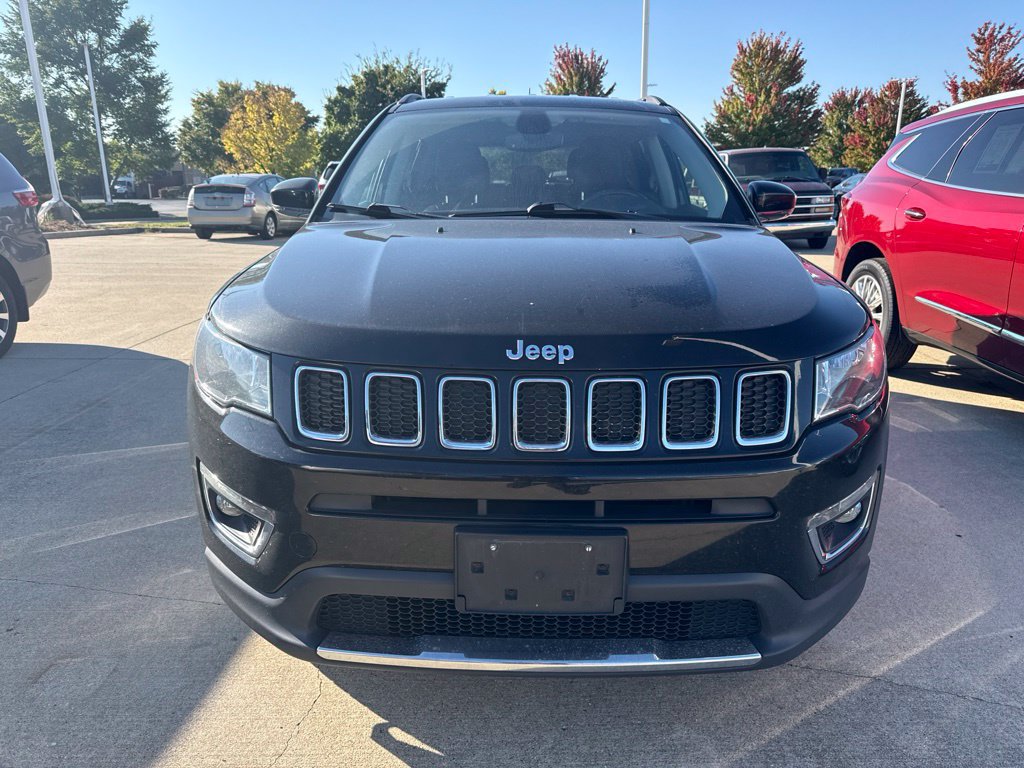 Used 2019 Jeep Compass Limited AWD/4WD image 3