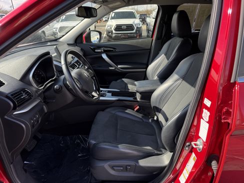 Used 2024 Mitsubishi Eclipse Cross SE image 26