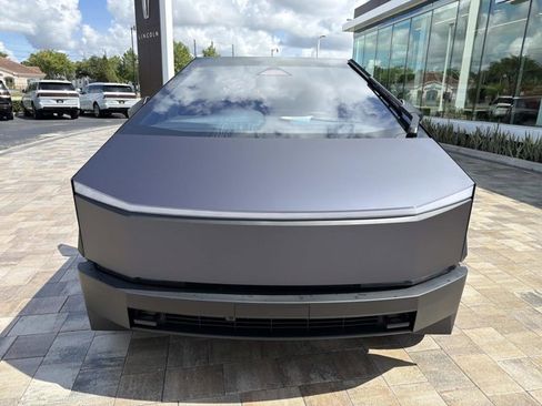 Used 2024 Tesla Cybertruck Cyberbeast AWD/4WD image 8