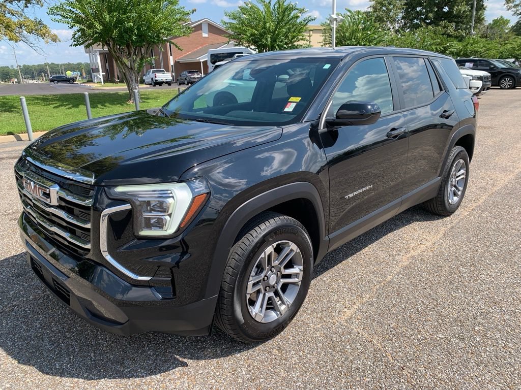 Used 2026 GMC Terrain Elevation AWD/4WD image 4