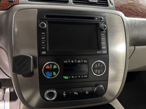 Used 2007 GMC Sierra 2500 SLT w/ Entertainment Package image 19