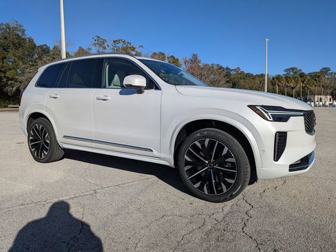 New 2026 Volvo XC90 T8 Ultra w/ Protection Package Premier AWD/4WD image 15