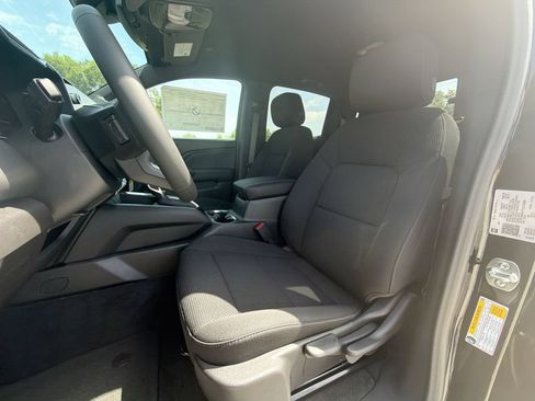 New 2026 GMC Canyon Elevation w/ Convenience Package RWD image 25