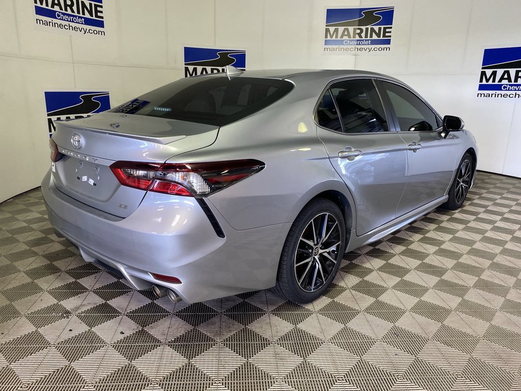 Used 2024 Toyota Camry SE w/ Convenience Package FWD image 13