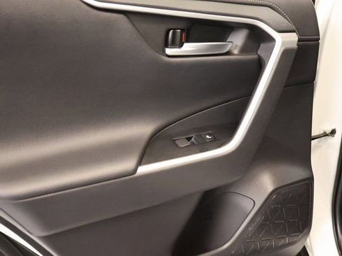 Certified 2021 Toyota RAV4 Limited image 31