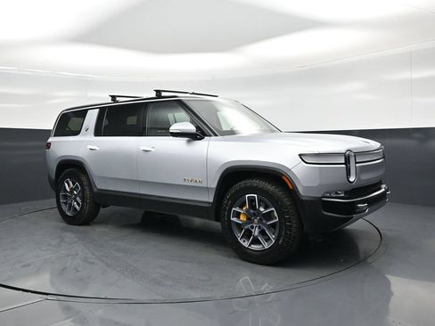 Used 2023 Rivian R1S Adventure Quad AWD/4WD image 26