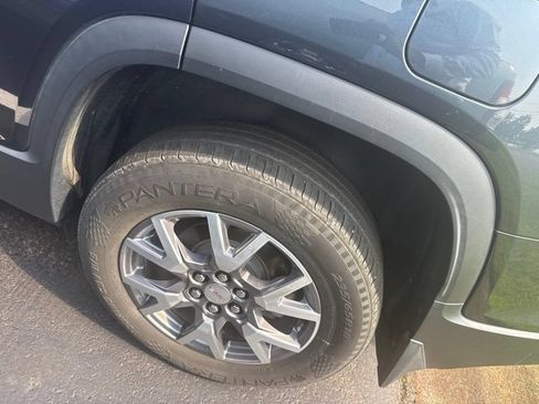 Used 2020 GMC Acadia SLT w/ Premium Package FWD image 7