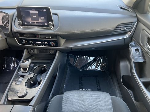 Used 2025 Nissan Rogue SV AWD/4WD image 32