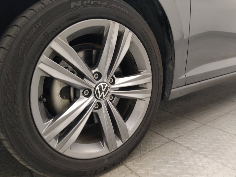 Used 2024 Volkswagen Jetta SE FWD image 31