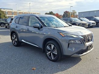 Used 2023 Nissan Rogue SL w/ SL Premium Package video 3