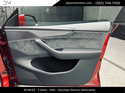 Used 2026 Tesla Model Y AWD image 25