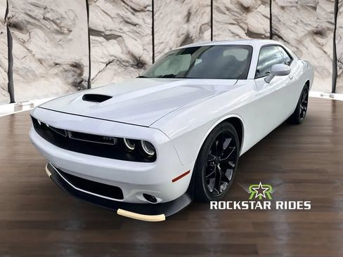 Used 2022 Dodge Challenger GT RWD image 13