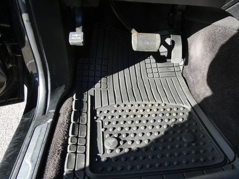 Used 2017 Jeep Grand Cherokee Limited w/ Trailer Tow Group IV image 21