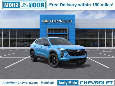 New 2026 Chevrolet Trax LT w/ Sunroof Package FWD image 2