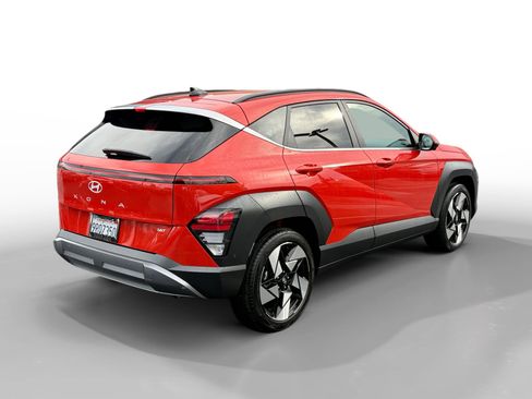 Certified 2025 Hyundai Kona Limited image 5