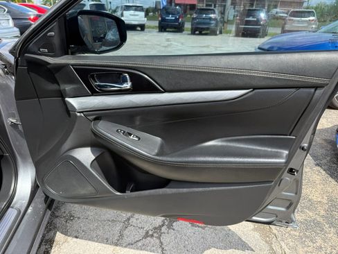 Used 2018 Nissan Maxima FWD image 21