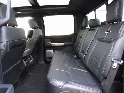 Used 2023 Ford F450 Platinum w/ FX4 Off-Road Package image 20