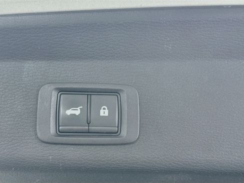 Used 2024 Mitsubishi Outlander SE FWD image 32
