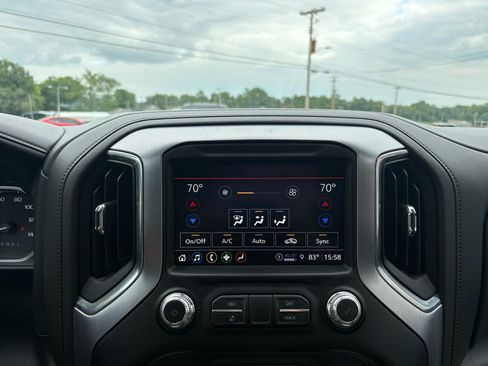 Used 2022 GMC Sierra 2500 SLE w/ SLE Value Package; image 20