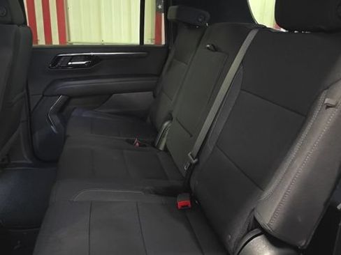 New 2026 Chevrolet Suburban LS w/ Max Trailering Package AWD/4WD image 13
