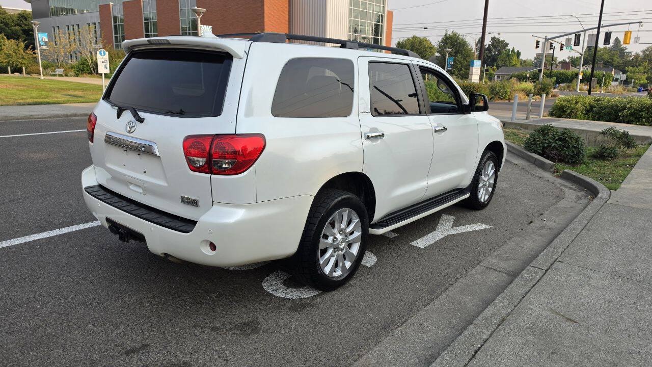 Used 2012 Toyota Sequoia Platinum AWD/4WD image 5