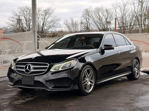 Used 2014 Mercedes-Benz E 350 4MATIC Sedan image 3