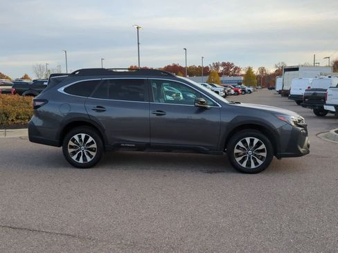 Used 2024 Subaru Outback Limited image 9
