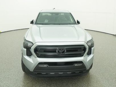 New 2025 Toyota Tacoma SR5