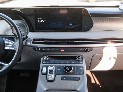 Used 2024 Hyundai Palisade SEL FWD image 14