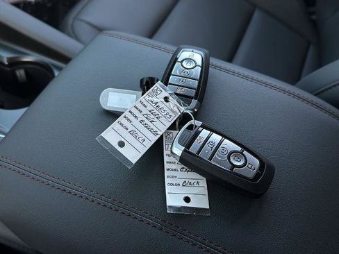 New 2026 Ford Explorer Active w/ Active Comfort Package image 30