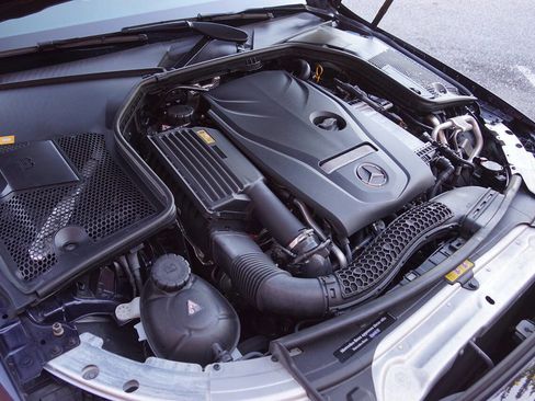 Used 2016 Mercedes-Benz C 300 Sedan image 39