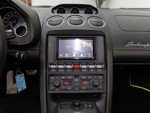 Used 2013 Lamborghini Gallardo LP 550-2 image 16