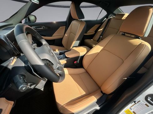 New 2026 Lexus IS 350 F Sport RWD image 4