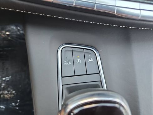 Certified 2023 Cadillac Escalade Sport Platinum w/ Heavy-Duty Trailer Package AWD/4WD image 34