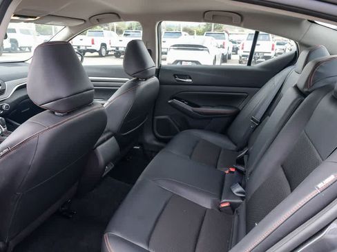 Used 2025 Nissan Altima 2.5 SR AWD/4WD image 21