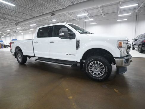 Used 2022 Ford F250 XLT w/ XLT Premium Package AWD/4WD image 34