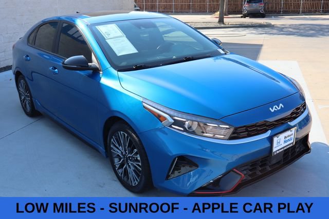 Used 2024 Kia Forte GT-Line w/ GT-Line Premium Package FWD image 3