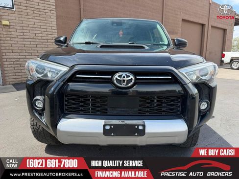 Used 2022 Toyota 4Runner TRD Off-Road AWD/4WD image 3