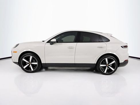 New 2026 Porsche Cayenne Coupe AWD/4WD image 2