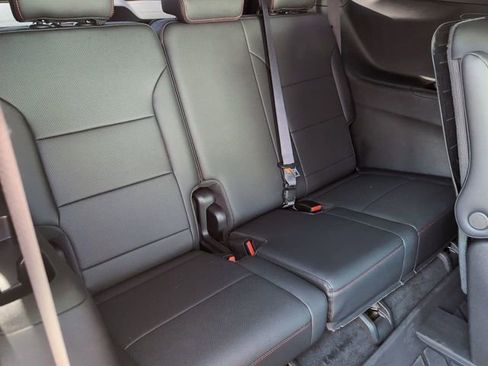 Certified 2025 Chevrolet Traverse Z71 AWD/4WD image 26